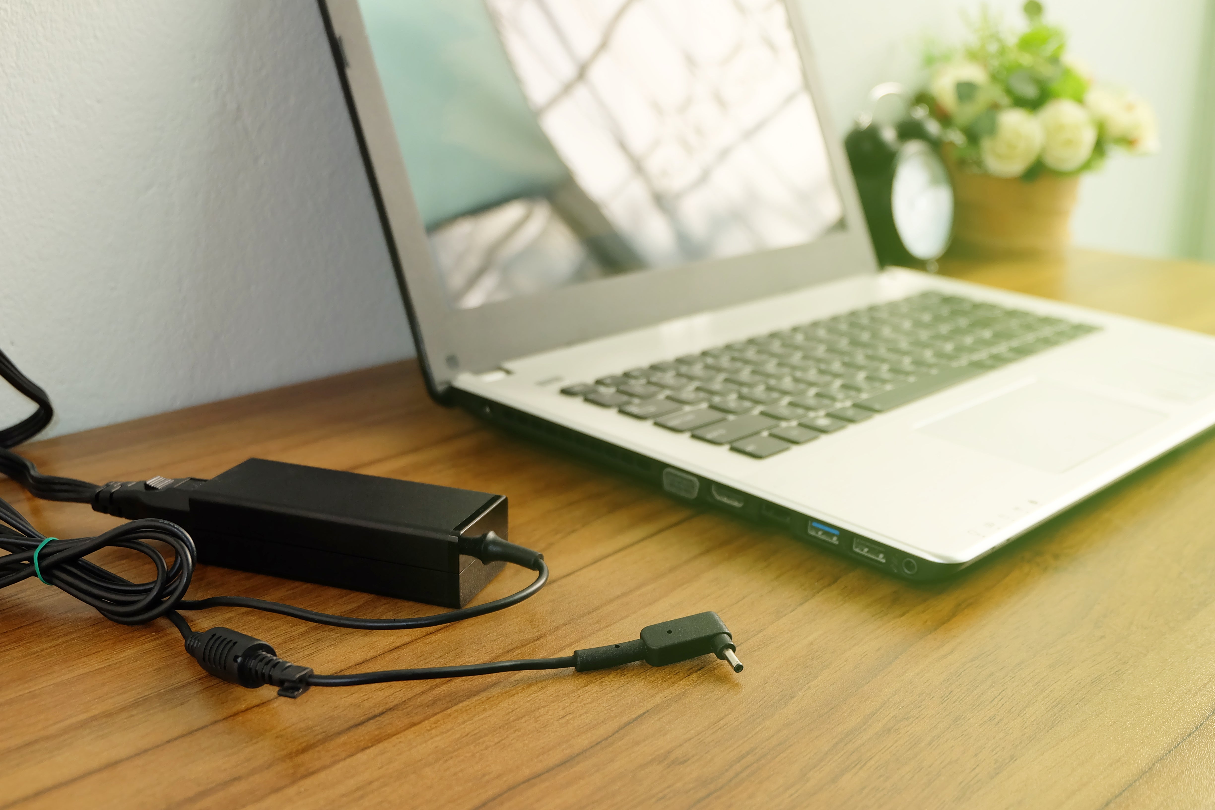 Laptop Adapter Chargers